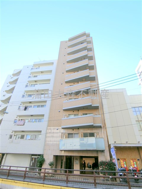 プレール・ドゥーク蒲田Ⅱの外観|2010年8月築　RC鉄筋コンクリート造地上10階建て1K~1LDK総戸数44戸の蒲田駅近分譲賃貸マンション　JR京浜東北線蒲田駅近徒歩3分、京急本線京急蒲田駅徒歩9分の大田区蒲田5丁目
