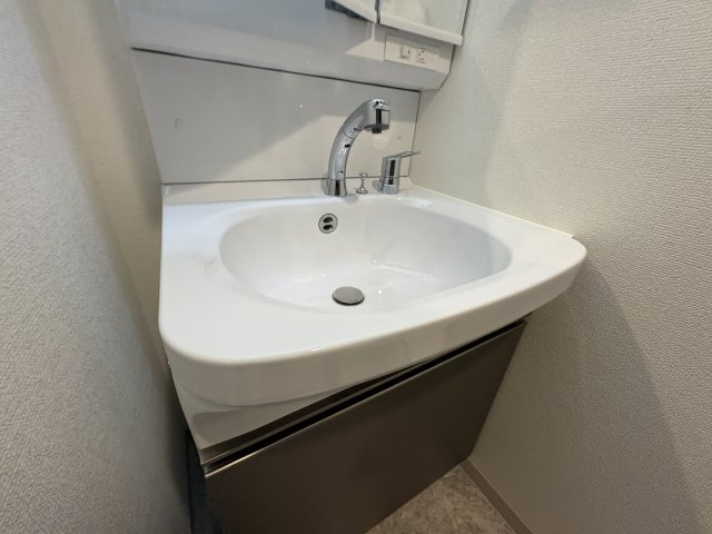 | エステムコート新大阪17ベイス