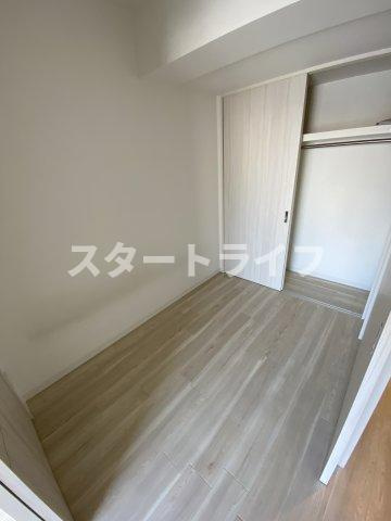 大阪市淀川区新北野１丁目の賃貸マンションの寝室
