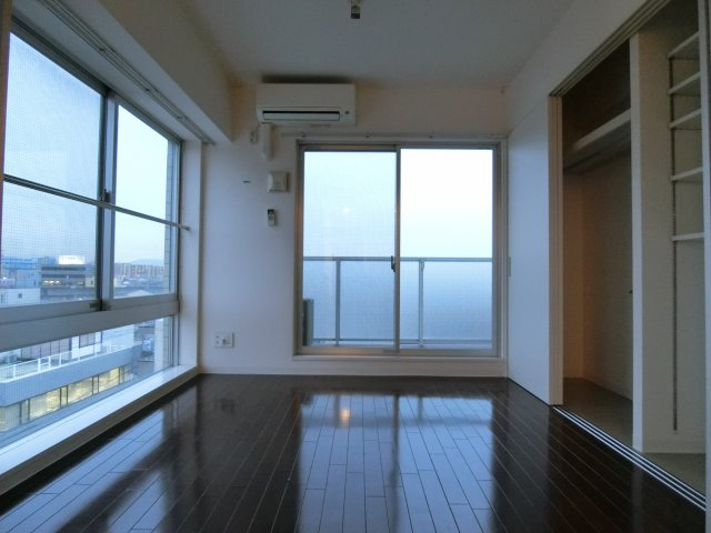 【洋室】 | ランティエ茨木大手町