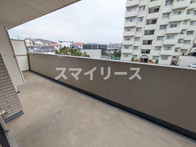 T's garden北柏3号棟のバルコニー