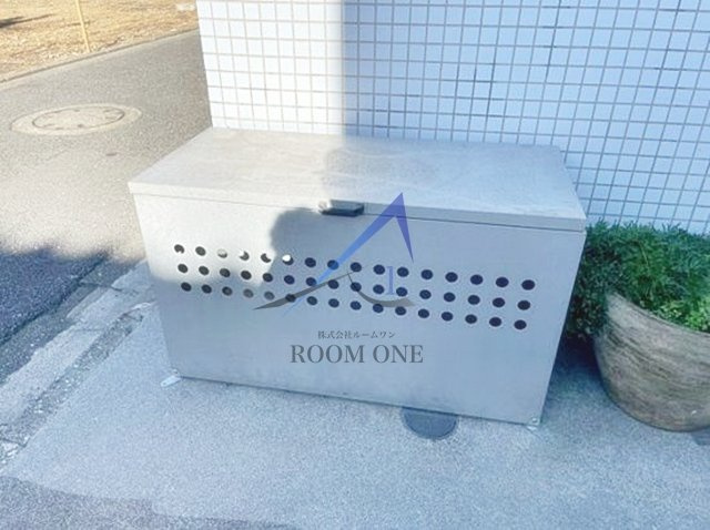 メゾン・ブルーのその他共用部分|共用ごみ置き場です。