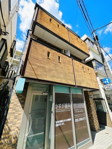 第５カネサカの外観