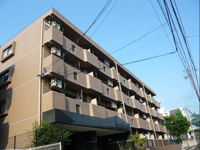 ダイナスティの外観