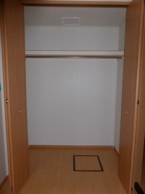 ロジュマン（吉川）の収納