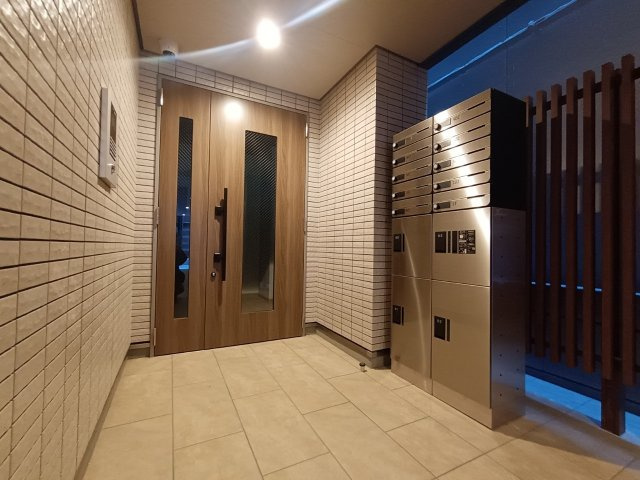 【エントランス】