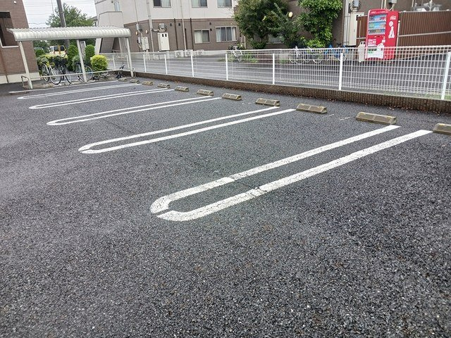 グランツ　ＴＡ・ＴＵ・ＭＩ　Ⅱの駐車場|駐車場があります