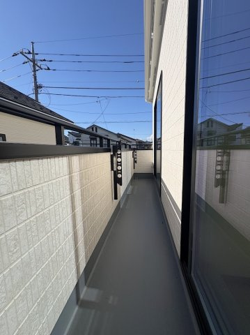 【長期優良住宅】八王子市散田町 新築戸建（全室洋室・駐車場2台）のバルコニー