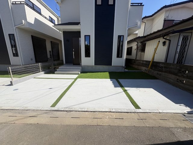 【長期優良住宅】八王子市散田町 新築戸建（全室洋室・駐車場2台）の駐車場