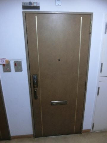 メインステージ新丸子駅前の玄関|他のお部屋の参考写真となります。
