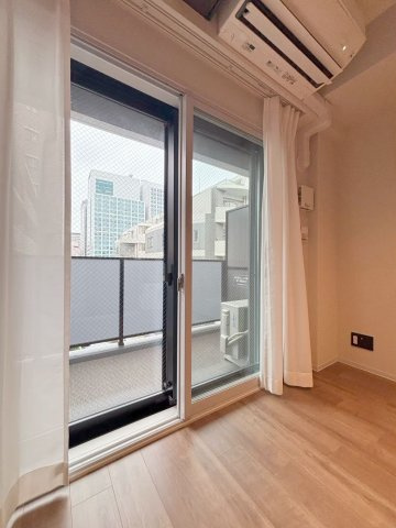 「防音マンション」DUO FLATS 東品川の設備|2重なサッシの窓で防音対策はばっちりです。