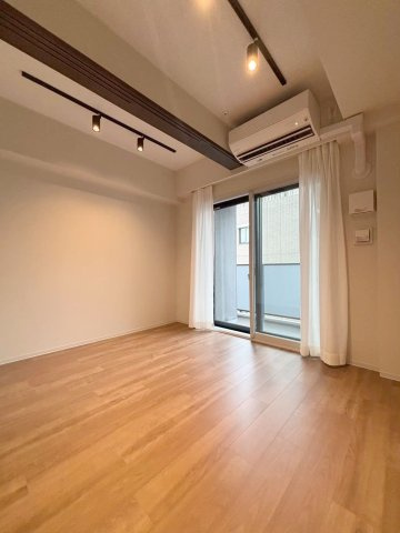 「防音マンション」DUO FLATS 東品川の居間・リビング|DK、洋室全てがD-65相当の防音仕様！