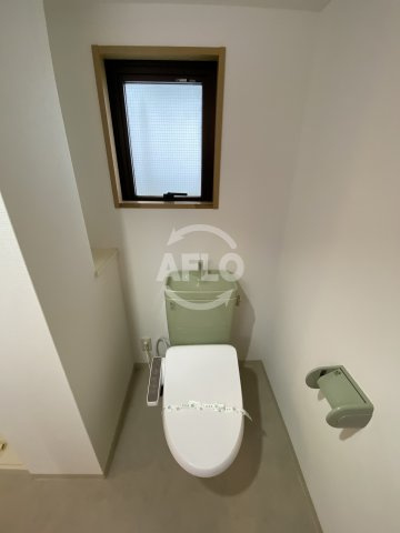 レジデア西本町のトイレ|レジデア西本町　温水洗浄便座