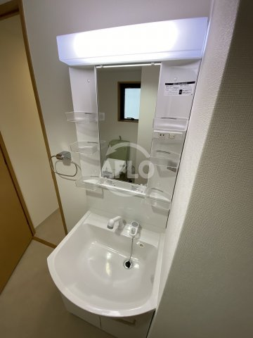 レジデア西本町の独立洗面台|レジデア西本町　独立洗面化粧台