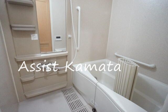本羽田３丁目マンションの浴室