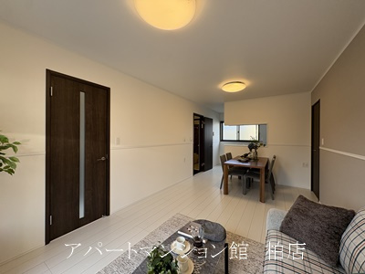 Grand Terrace野々下の居間・リビング