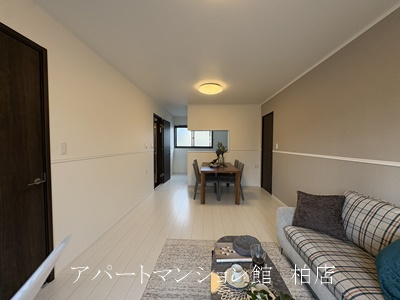 Grand Terrace野々下の居間・リビング