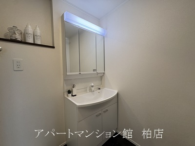 Grand Terrace野々下の独立洗面台