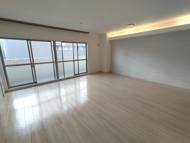 箕面市船場東１丁目の店舗事務所