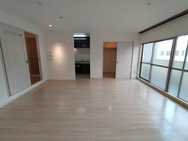 箕面市船場東１丁目の店舗事務所