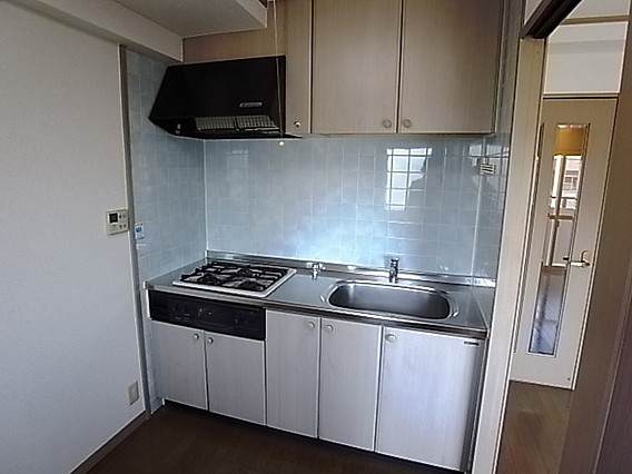 神戸市灘区灘南通３丁目の賃貸マンションのキッチン