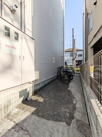 シャモット若林の駐車場|駐車場完備です