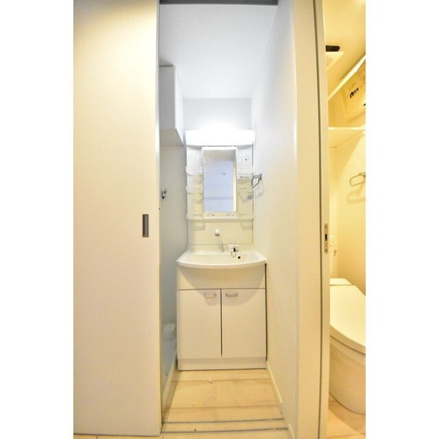 ソレイユ下北沢の内装|明るい室内です
