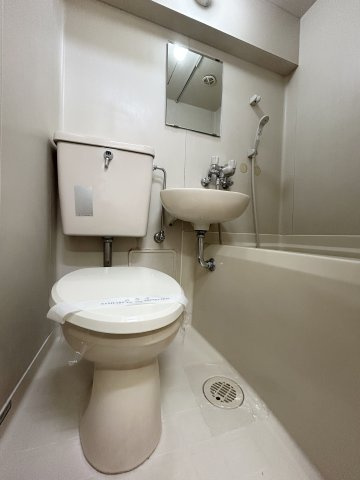 ハナブサマンションの洗面所|洗面所です