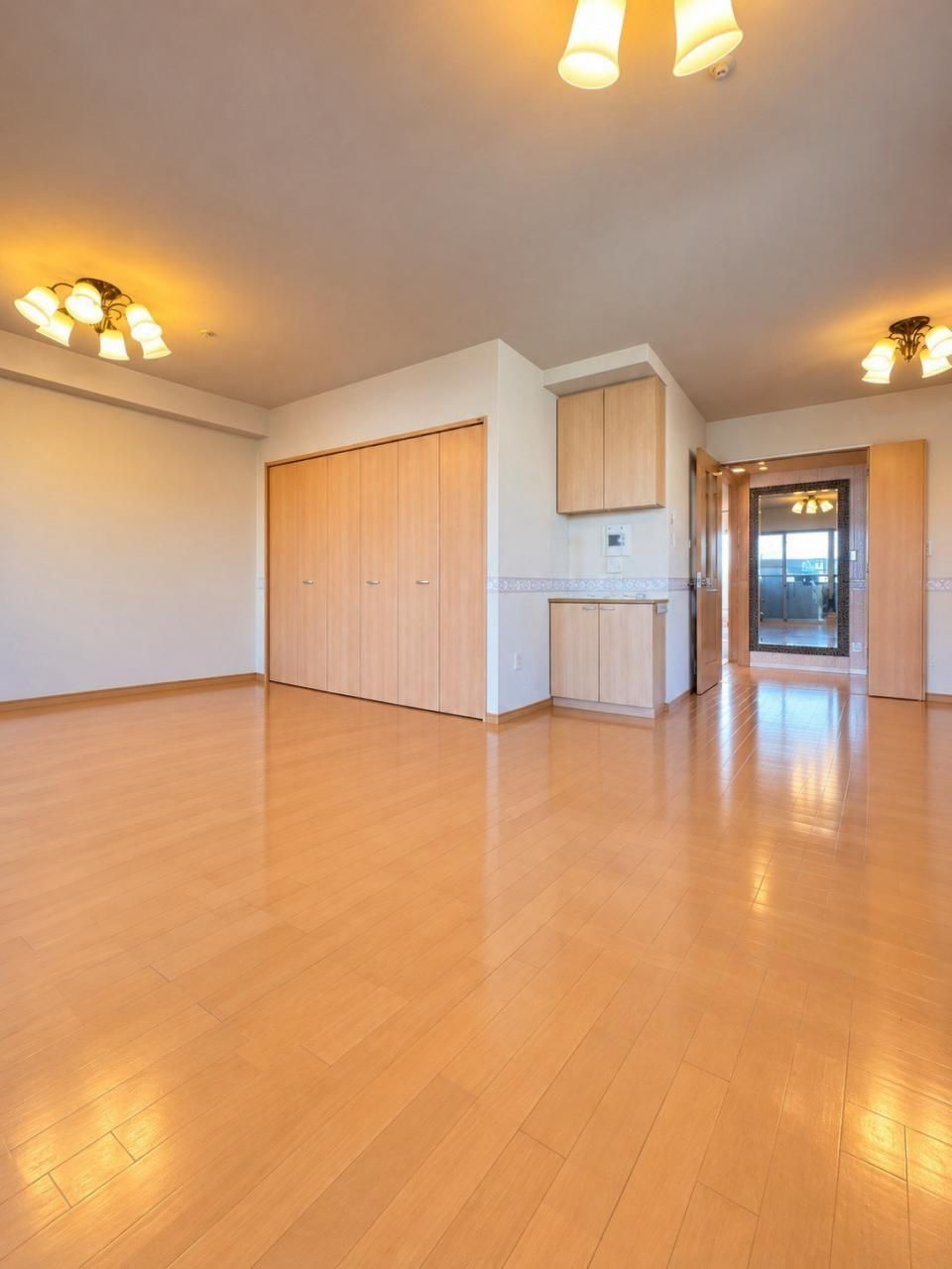 大阪市城東区今福西２丁目の中古マンションの居間・リビング