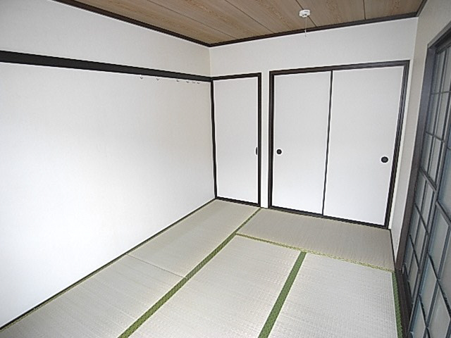 タウニーモイスンＥ棟の洋室
