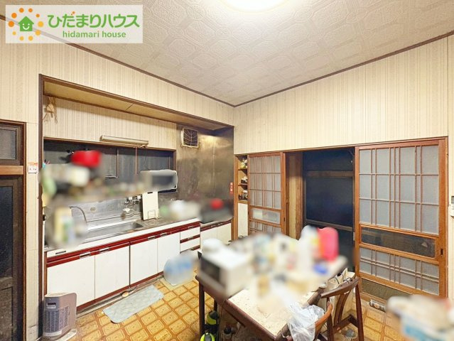 日立市茂宮町　中古戸建のキッチン|ママのことを考えた、ゆとりあるキッチンスペースで、お料理がもっと楽しくなっちゃいますね(^^♪
