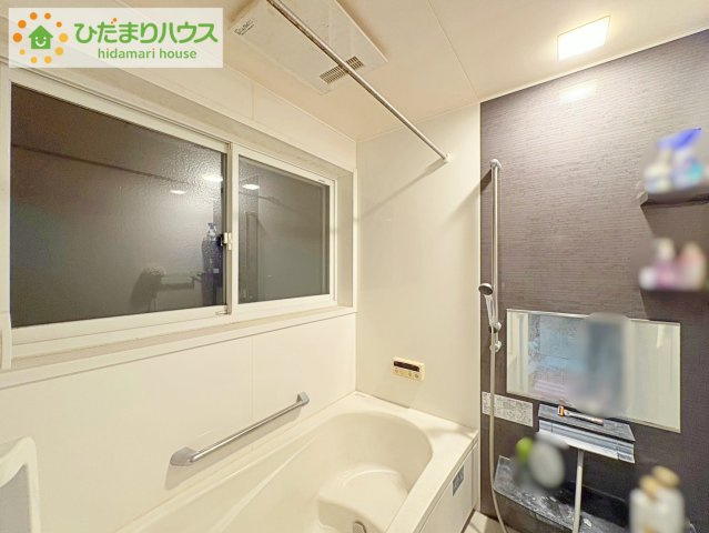 日立市茂宮町　中古戸建の浴室|今日も１日お疲れさまでした。広いお風呂で疲れを癒してください、、、♡
