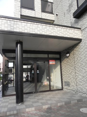 グランパルテールのエントランス|建物の内部です
