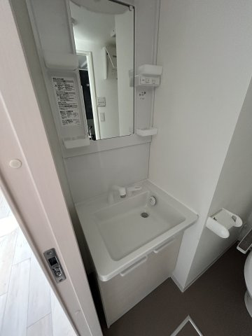 ハンプトン西新井の独立洗面台|独立洗面台あり、毎朝おしゃれに忙しい女性の方におすすめです
