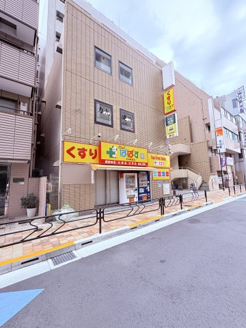 江戸川区平井６丁目のアパート|どらっぐぱぱす平井駅前店４００ｍ