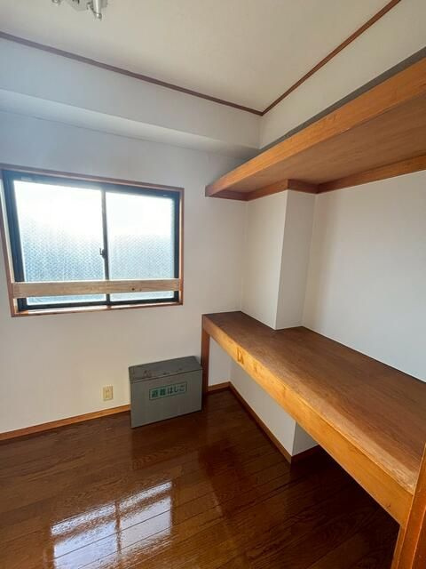 山田ビルの収納