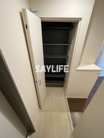 メゾンルミエールの玄関