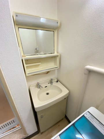 南博多パールシャトーの洗面所