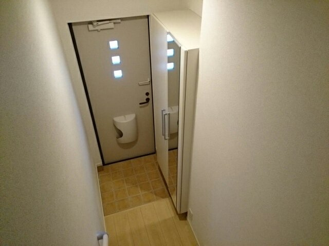 ヴェルデ　ブリッサⅡの玄関