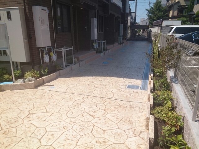 ヴェルデ　ブリッサⅡのエントランス
