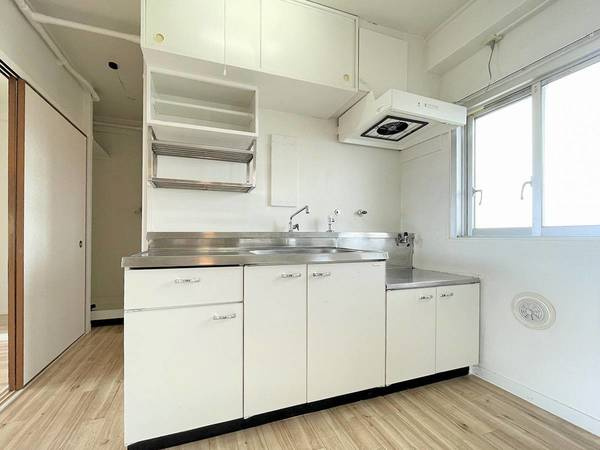 ビレッジハウス座間2号棟のキッチン|キッチンでお料理をお楽しみください