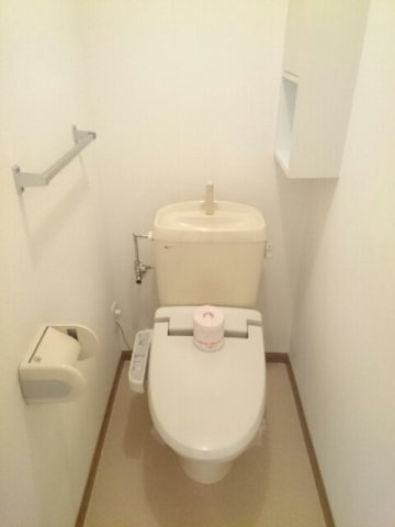 アンソレイエ瓜生Ｂのトイレ|落ち着いたトイレです