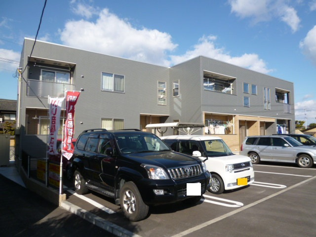 ウィル　プライムの駐車場