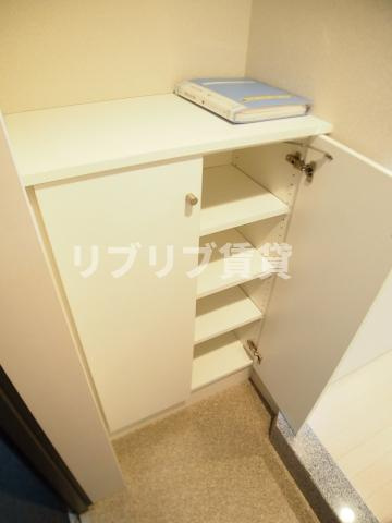 パークアクシス千葉の玄関