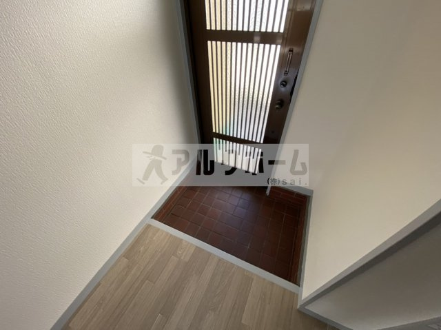 メゾン柏原の玄関|メゾン柏原　玄関