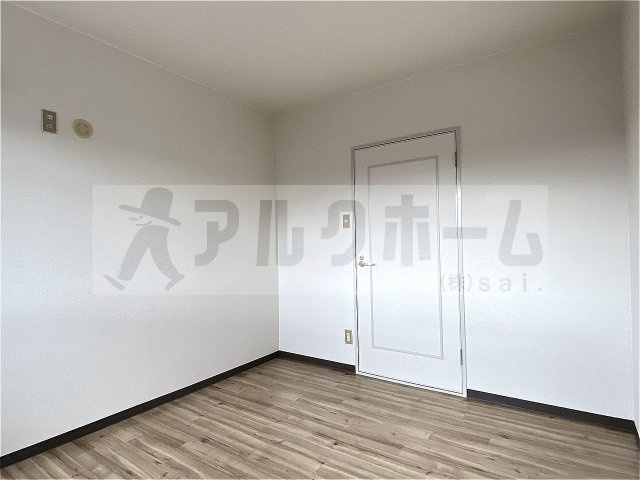 ラインプラザ本郷の洋室