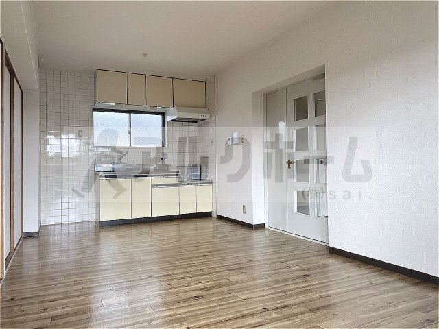 ラインプラザ本郷の居間・リビング