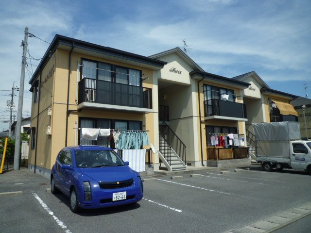 倉敷市水江のアパートの外観