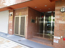 【エントランス】 | エルスタンザ神戸三宮