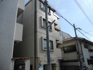 クラウンハウスの画像